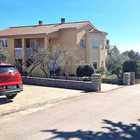 Ana & Ivan Apartament *