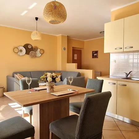 Ana & Ivan Apartament *